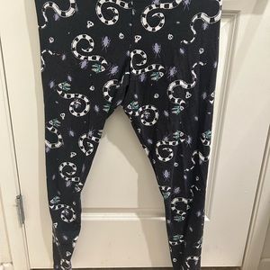 Beetlejuice leggings